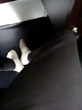 Snapshot of robinsan1010 chatting on 02.26.25 robinsan1010 online show from 02.26.25