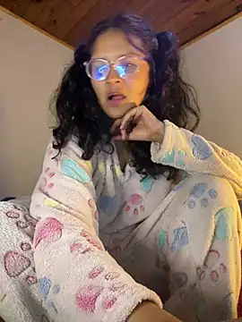 Hathorlove online show from 02.14.25