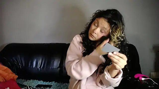 Hathorlove online show from 11.08.25