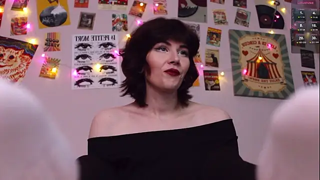 Luna Blake online show from 03.21.26