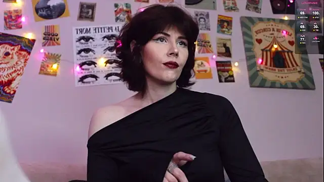 Luna Blake online show from 03.22.26