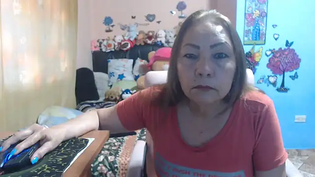 Snapshot of milfeddy_ chatting on 04.20.26 milfeddy online show from 04.20.26