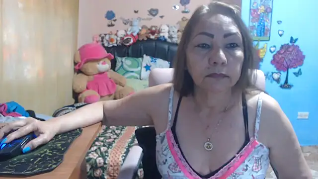 Snapshot of milfeddy_ chatting on 04.26.26 milfeddy online show from 04.26.26