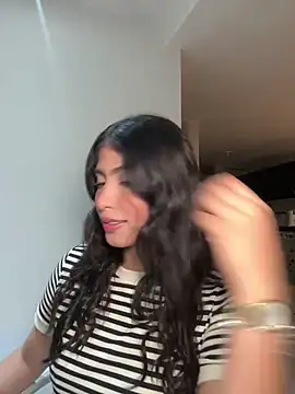 Gaby zahir  online show from 01.10.25