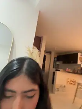 Gaby zahir  online show from 02.06.25