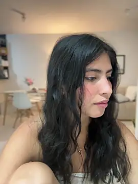 Gaby zahir  online show from 03.11.25