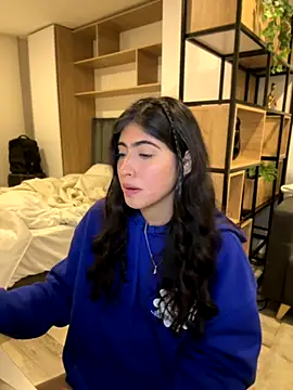 Gaby zahir  online show from 10.21.25