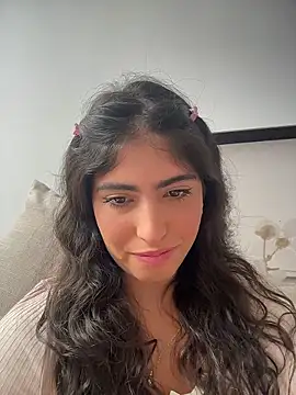 Snapshot of Gaby_zahir_ chatting on 01.12.26 Gaby zahir online show from 01.12.26