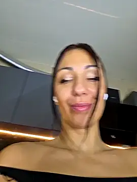 LeticiaWoods online show from 12.02.25