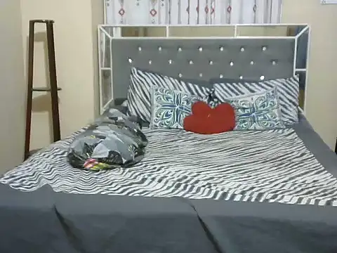 Snapshot of cutebengaligirl chatting on 09.12.25 cutebengaligirl online show from 09.12.25