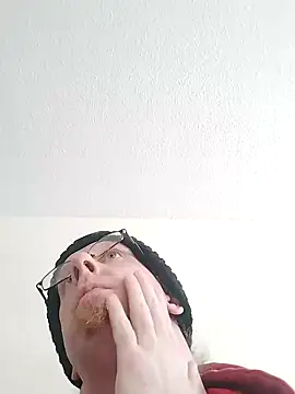 Snapshot of TaylorBlaze chatting on 01.21.25 TaylorBlaze online show from 01.21.25