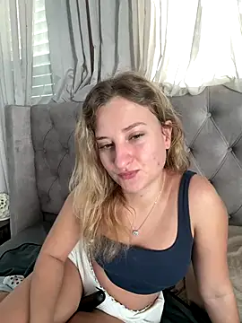 MileySummer online show from 12.20.25