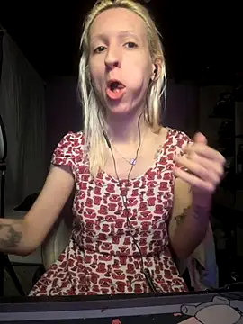 Snapshot of bunnydark00 chatting on 11.11.25 bunnydark00 online show from 11.11.25