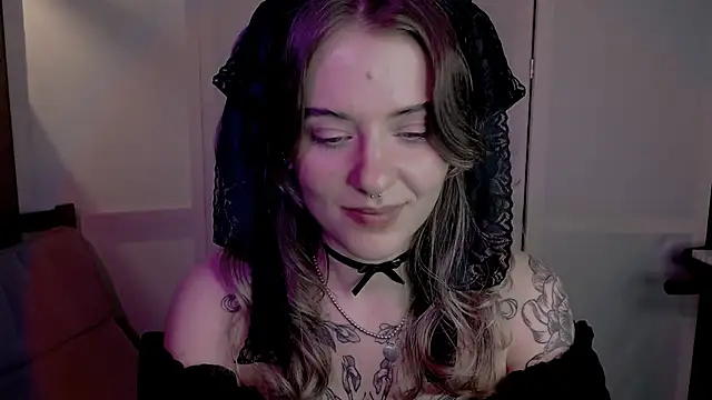 Snapshot of risha_laas chatting on 12.01.24 risha laas online show from 12.01.24