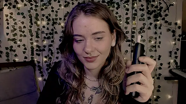 Snapshot of risha_laas chatting on 01.30.25 risha laas online show from 01.30.25