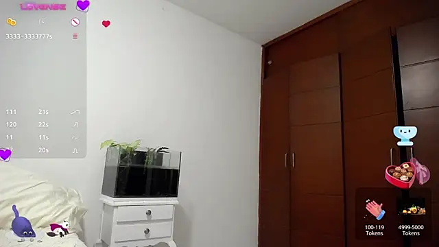 kimberlyshantal online show from 11.21.25