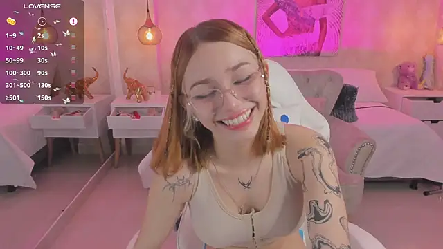 LITTLE-VIVI online show from 03.05.25