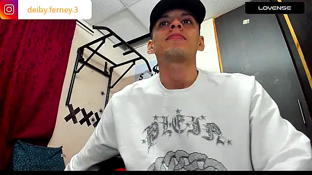 Snapshot of davidlatin66 chatting on 12.17.24 davidlatin66 online show from 12.17.24