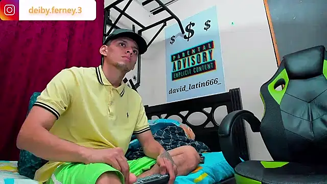 Snapshot of davidlatin66 chatting on 02.27.25 davidlatin66 online show from 02.27.25