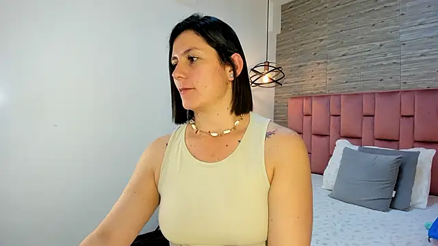 SarahDeyvis online show from 03.17.25