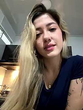 EveBensonX online show from 01.08.26