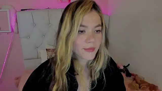 18candys online show from 03.05.26