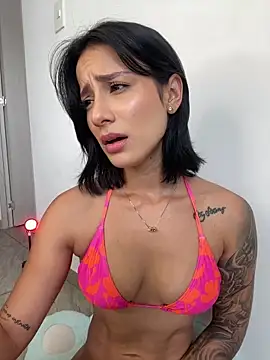 Snapshot of Ale_Lewis chatting on 02.15.25 Ale Lewis online show from 02.15.25