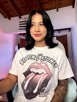 Snapshot of Ale_Lewis chatting on 11.23.25 Ale Lewis online show from 11.23.25