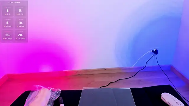 NanaRott online show from 01.10.25