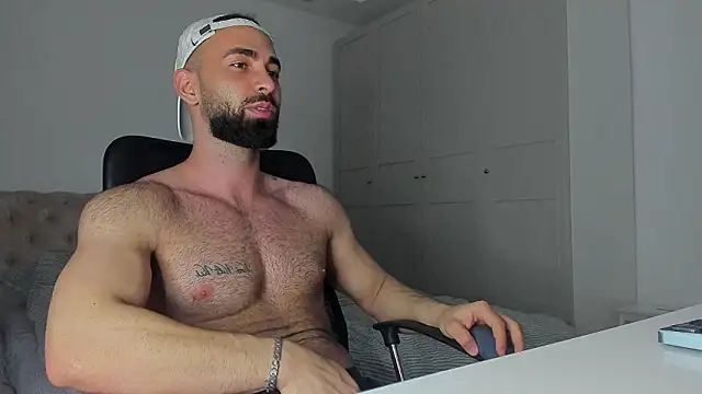 Snapshot of MichaelMasterss chatting on 02.14.26 MichaelMasterss online show from 02.14.26