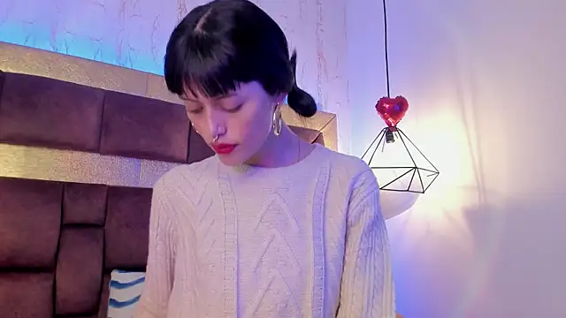  Jessy Moon  online show from 12.28.24