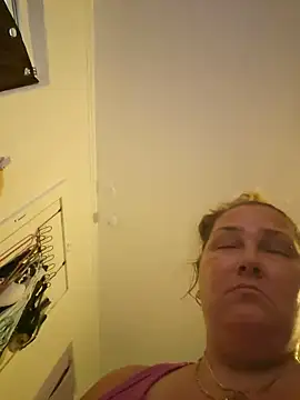 Snapshot of SexyNikki6969 chatting on 06.16.26 SexyNikki6969 online show from 06.16.26