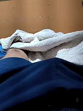 Snapshot of trimineiro_ chatting on 12.15.25 trimineiro online show from 12.15.25