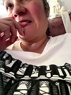 gabiTetas online show from 12.19.25