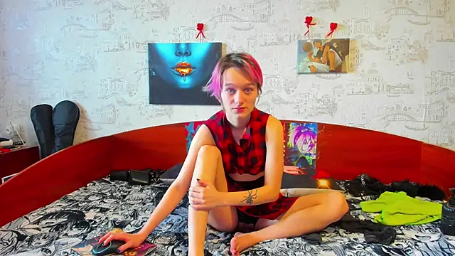 Snapshot of KagamiTayga chatting on 02.19.25 KagamiTayga online show from 02.19.25