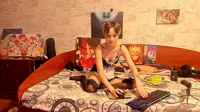 Snapshot of KagamiTayga chatting on 11.03.25 KagamiTayga online show from 11.03.25