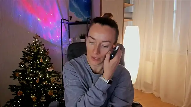 RebeccaMartinez online show from 12.20.25