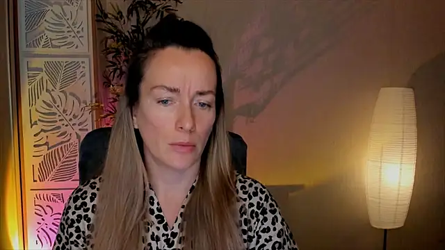 RebeccaMartinez online show from 02.08.26