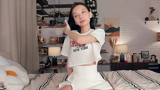 Snapshot of Riskyproject chatting on 12.03.24 Riskyproject online show from 12.03.24