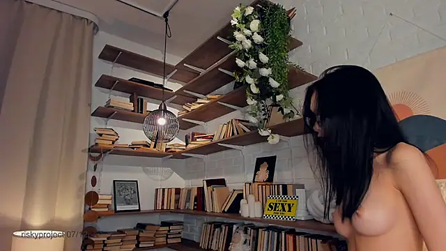 Snapshot of Riskyproject chatting on 12.07.24 Riskyproject online show from 12.07.24