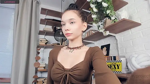 Snapshot of Riskyproject chatting on 12.11.24 Riskyproject online show from 12.11.24