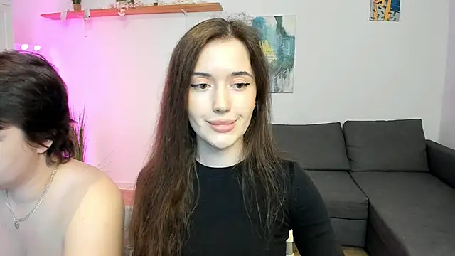 Snapshot of PollyFlame chatting on 10.31.25 PollyFlame online show from 10.31.25