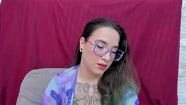 Snapshot of DEVA_BLUE_ chatting on 03.12.25 DEVA BLUE  online show from 03.12.25