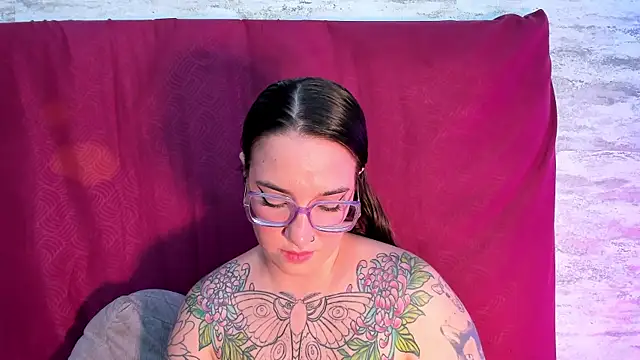 Snapshot of DEVA_BLUE_ chatting on 03.15.25 DEVA BLUE  online show from 03.15.25