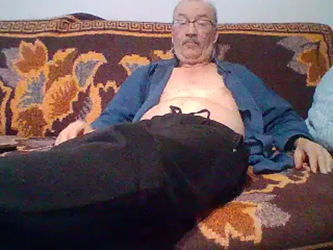 cumloverboyxx69 online show from 02.19.25
