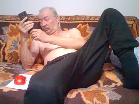cumloverboyxx69 online show from 02.24.25
