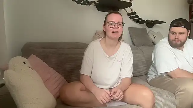 LucyFoxLulu online show from 07.04.26