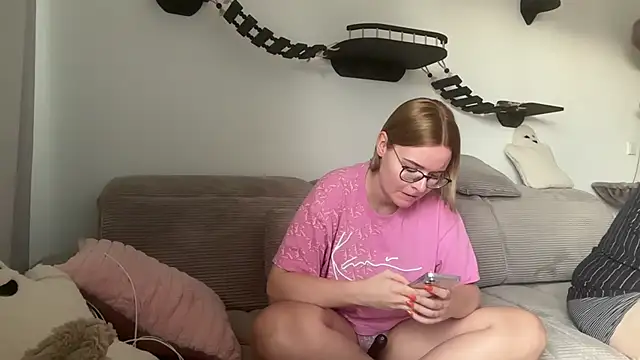 LucyFoxLulu online show from 07.13.26