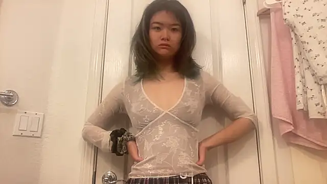 forbiddenfruitcake online show from 03.14.25