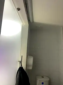 MalaikaBrown online show from 12.04.25